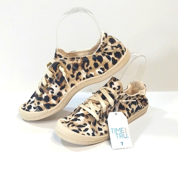 NWT Time and Tru Women's Leopard Print Sneakers - Picture 1 of 5